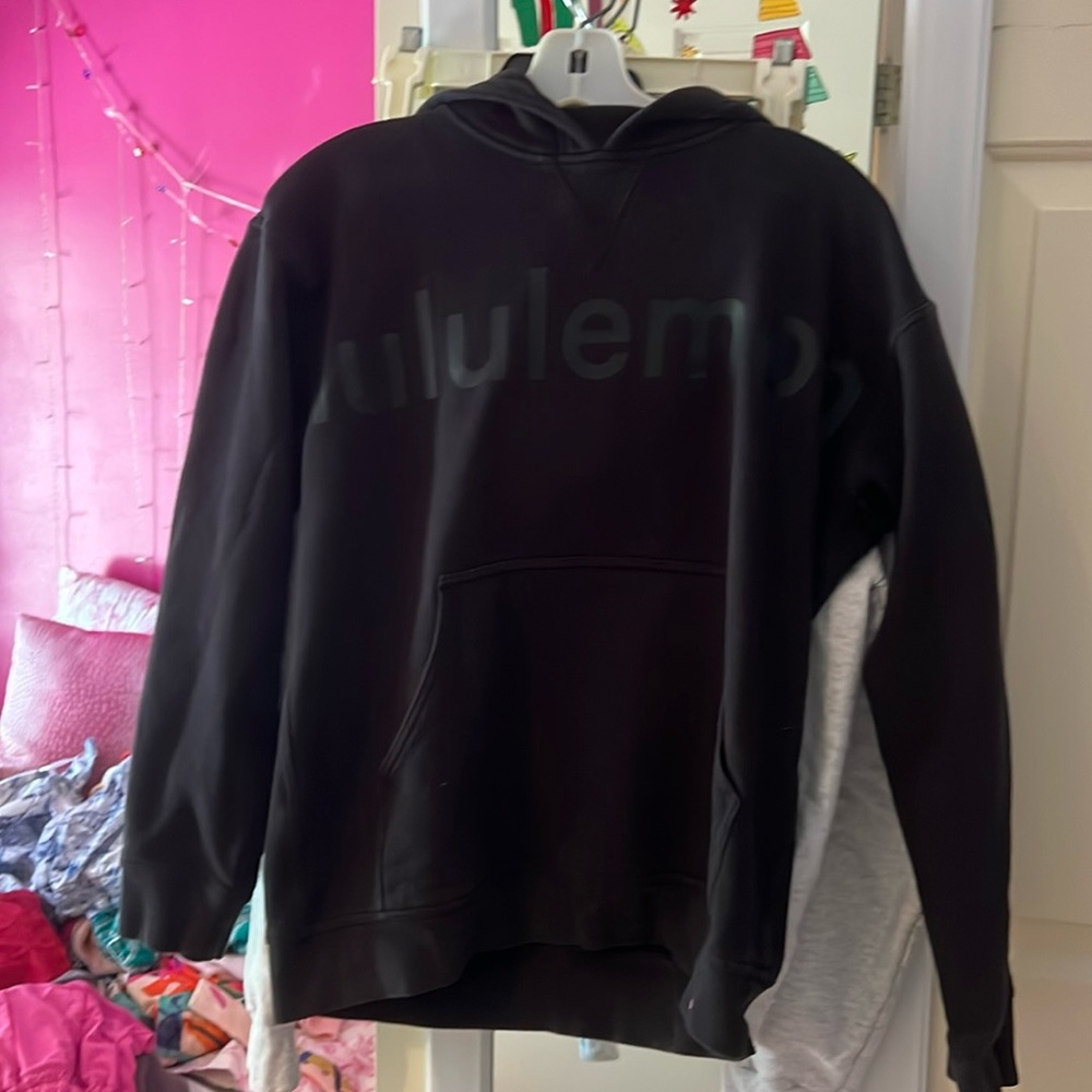 Lulu sweatshirt